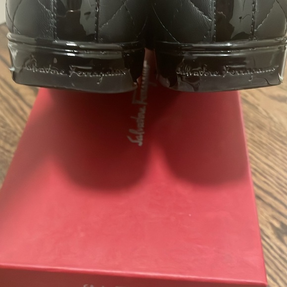 Ferragamo Lady Q Quilted Ballet Flats - 8 - Picture 4 of 11